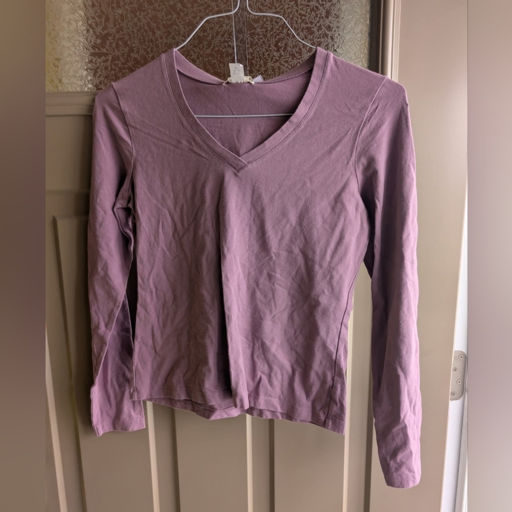 ๐3/$15 5/$20 7/$25๐ Women's Sz Med Long Sleeved Shirt - Picture 1 of 1